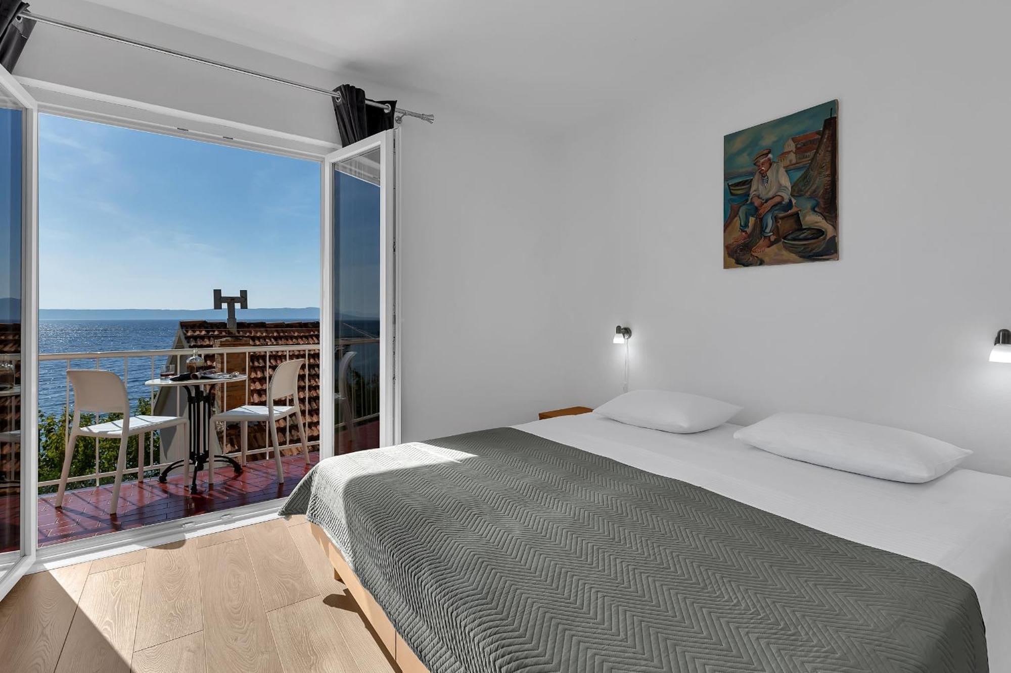 Apartments By The Sea Podgora, Makarska - 2596 Bilik gambar
